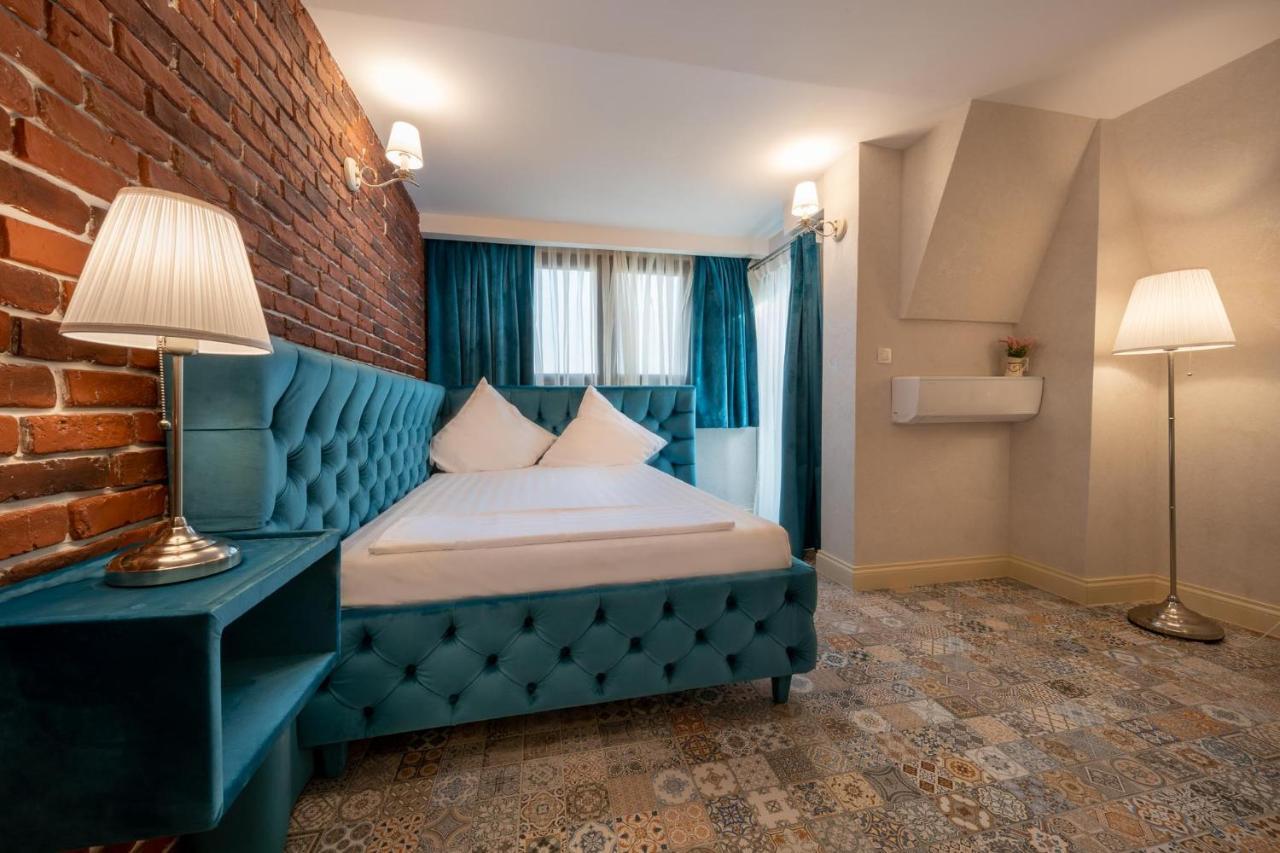 Hotel Casa Fiori Букурещ Екстериор снимка